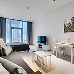 Beautiful Apartment With Burj Khalifa View