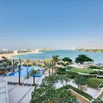 Distinctive 1 Bedroom At Shoreline 5 Palm Jumeirah By Deluxe Holiday Homes
