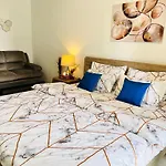 New Age Vacation Homes - Lovely Studio In Goldcrest Views 2, Jlt Dubai