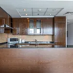Spacious Studio In Downtown I 8 Boulevard Walk