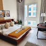 Lovely 1-Bedroom Apartment In The Heart Of Dubai Marina