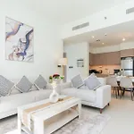Downtown Dubai 1Br Apartment In Act Towers Near Burj Khalifa
