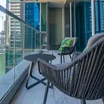 Homesgetaway - Contemporary 1 Bedroom Apartment In J One Residence