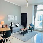 1 Bedroom Flat, Luxury Amenities, Near Jbr Beach & Club With Free Parking In Jbr