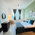 1 Bedroom Flat, Luxury Amenities, Near Jbr Beach & Club With Free Parking In Jbr