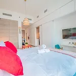 Cozy Marina Studio-Walk To Beach, Shops & Dining
