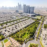Sobha Waves I Cozy 1Bdr I Burj Khalifa View