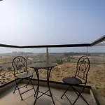 Waves - Stylish 1Br Close To Img World & Global Village
