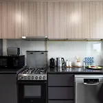 Waves - Stylish 1Br Close To Img World & Global Village