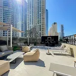 Aws Holiday Homes - Contemporary Marina Apartment