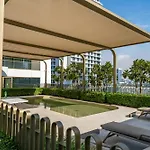 Homes & Beyond I Modern 2 Bedroom Apt With Beach Access