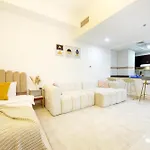Gorgeous Studio Apt Close To Business Bay Metro