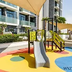 Amazing Studio In Azizi Riviera 9,City & Pool View