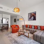 Elegant 2Br By Dubai Mall