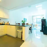 Aws Holiday Homes - Epic Living Near Golf Course