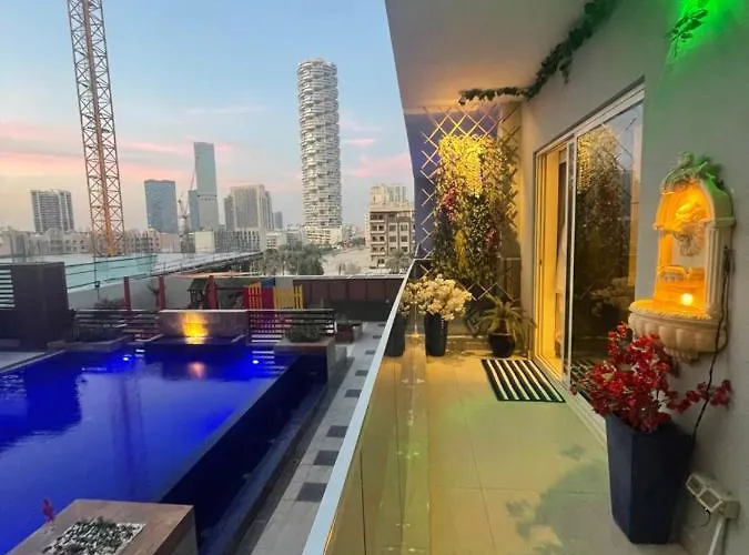 Luxury 5 Star 1 Bed Apartment