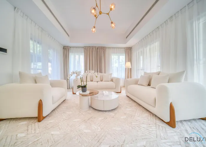 Luxury 3Br Villa With Assistant Room At Alvorada 4 Arabian Ranches By Deluxe Holiday Homes