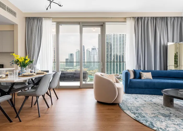 Magnificent - Luxurious 3+ 1 Bedroom Located In Downtown Dubai