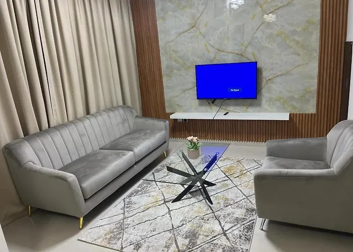 Vacation Home In Damac Hills 2
