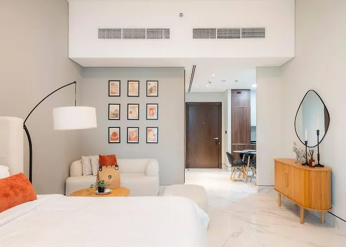Brand New Chic Studio Apartment