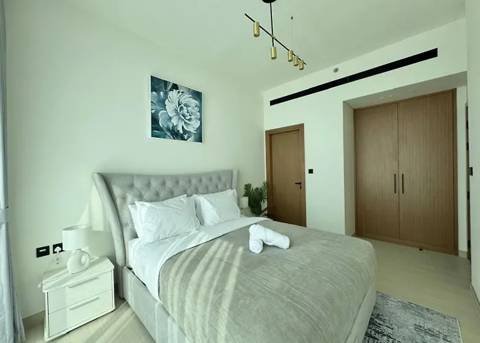 Cozy 1-Bedroom Apartment In Jvc