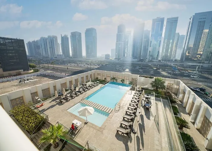Stylish 2 Bed In Prime Dubai Marina Location