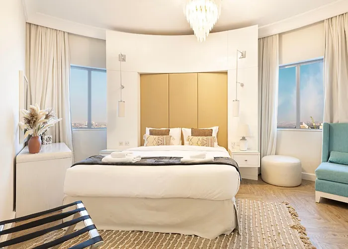 Upgraded 2 Bedroom Apartment In Damac Maison Mall Street