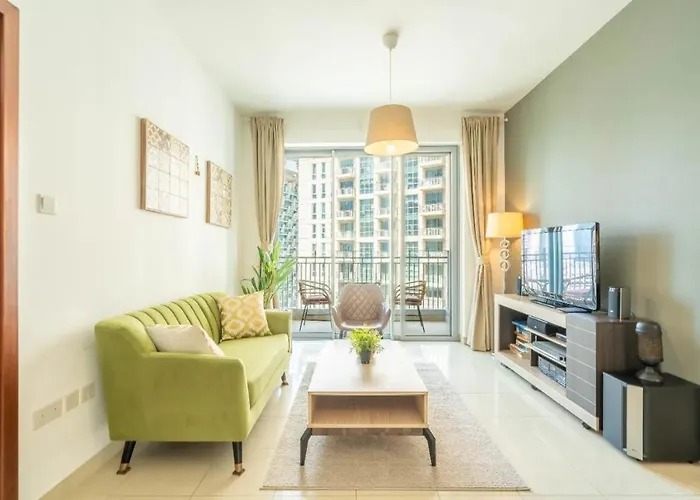 Luxury 1Bed Apartment Steps Away From Burj Khalifa