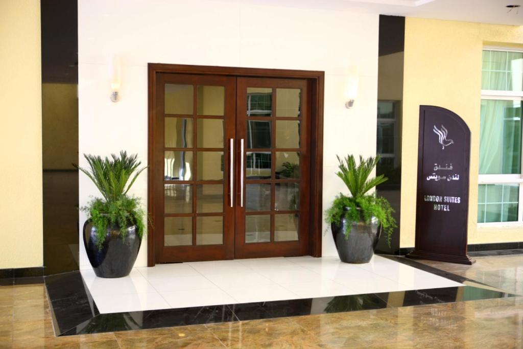 Otel London