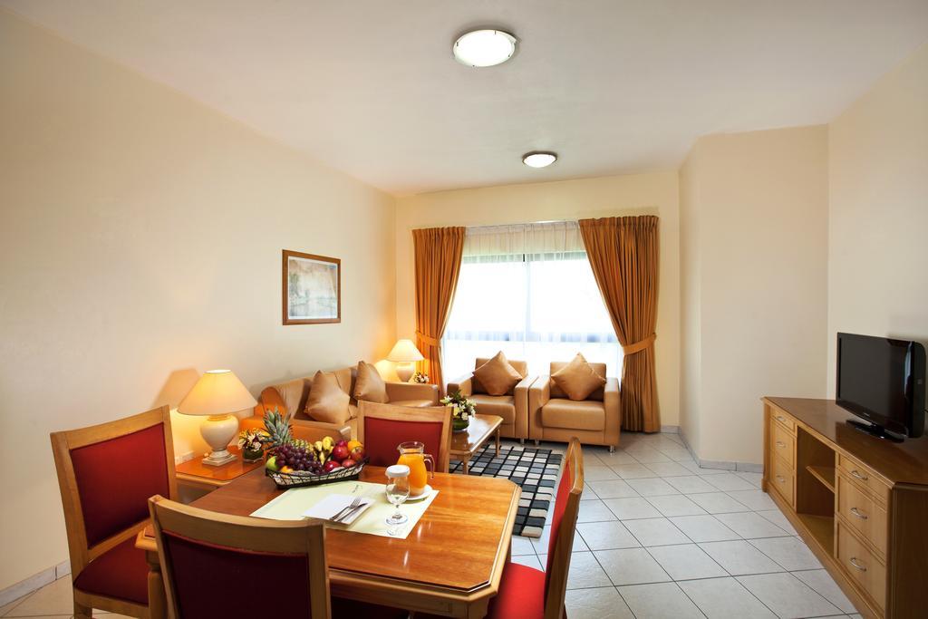 Dock Masters Apart Otel 3*