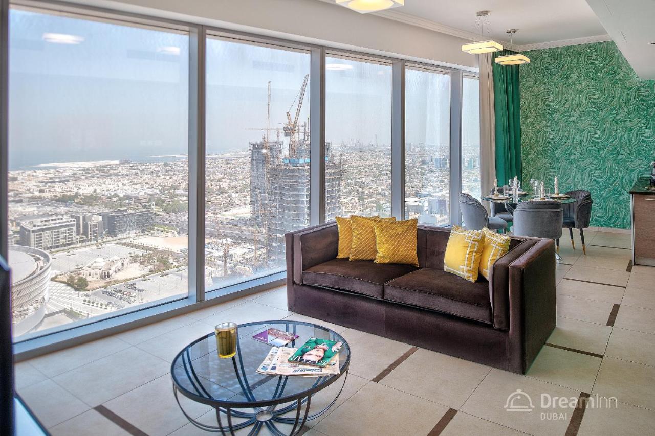 Dream - 48 Burj Gate Luxury Homes * Dubai