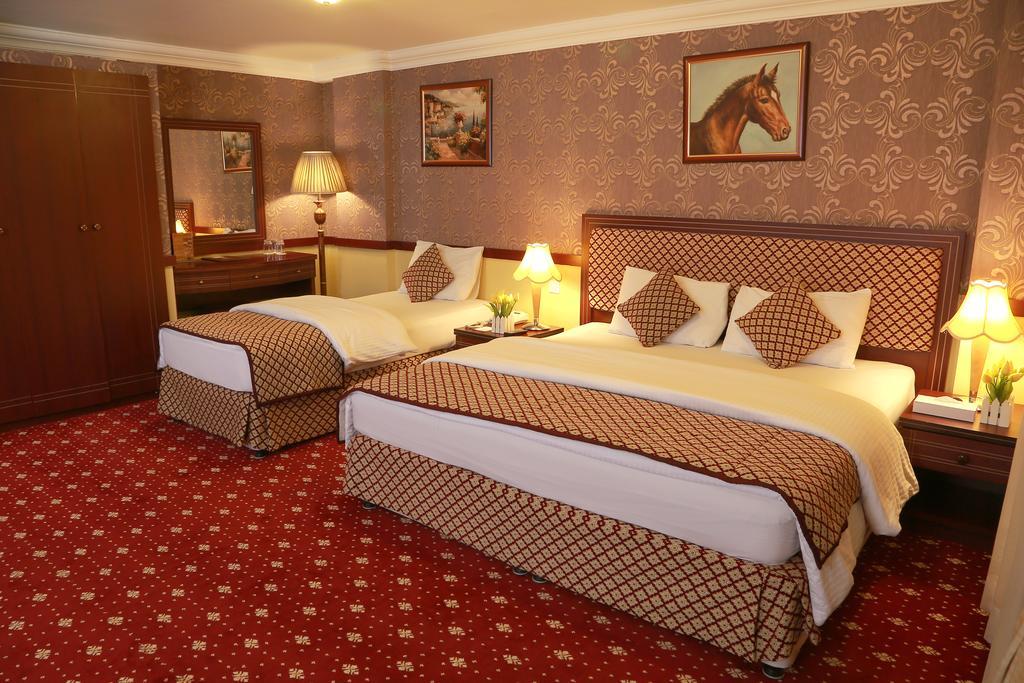 Hotel Sadaf 3*