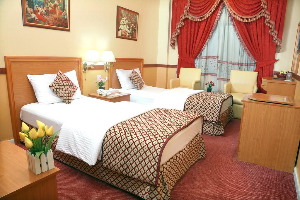 Sadaf Hotel 3*