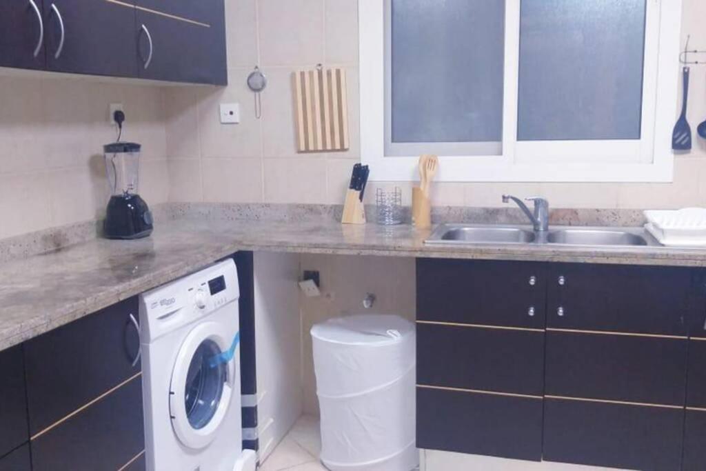 Lovely 1-bedroom In The Heart Of Marina Apartment *