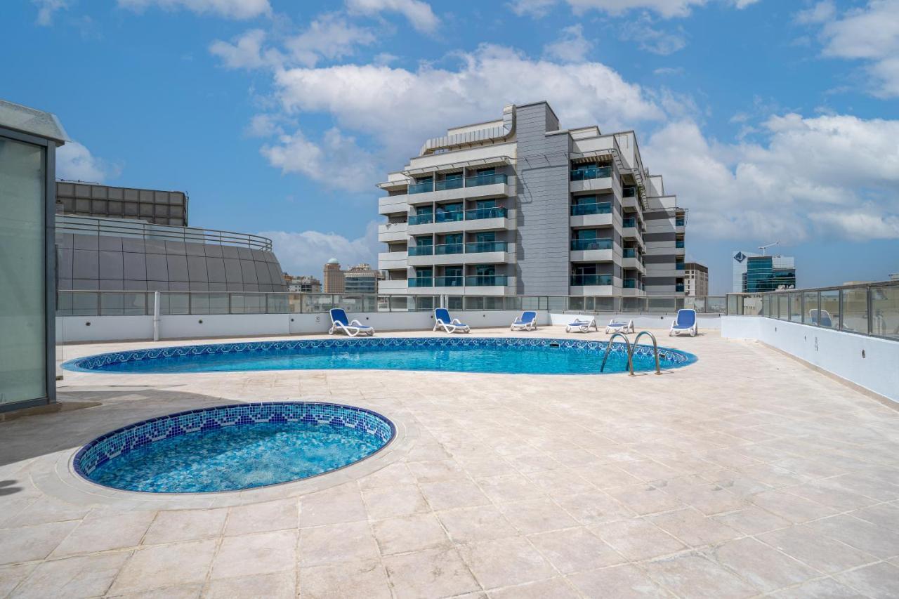 Rh- Modern Urban Oasis, Spacious 02rb Near Mall Of Emirates Apartamento