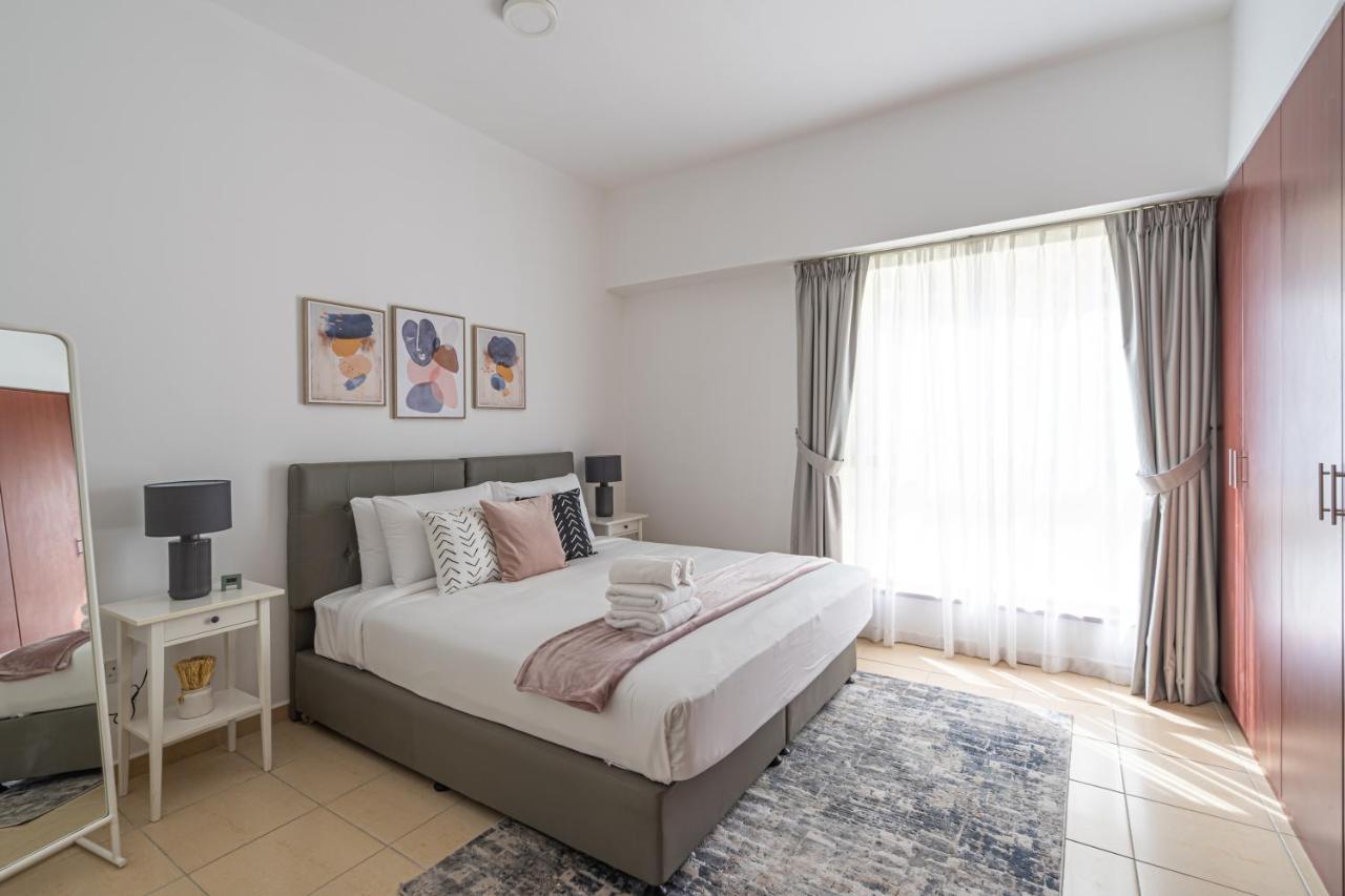 Higuests - Stylish In Jbr Steps From The Daire