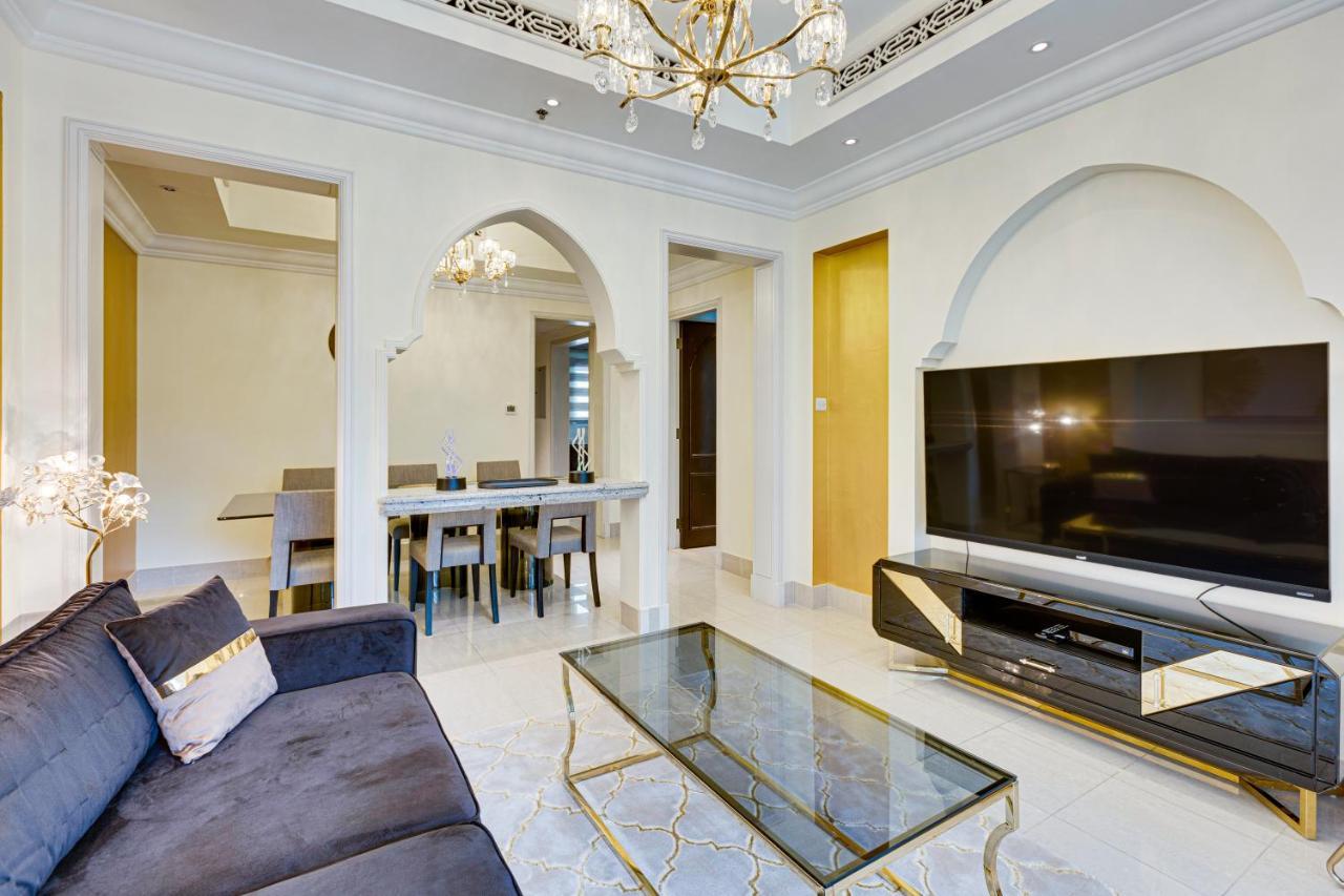 Souk Al Bahar Near Burj Khalifa Apartment *