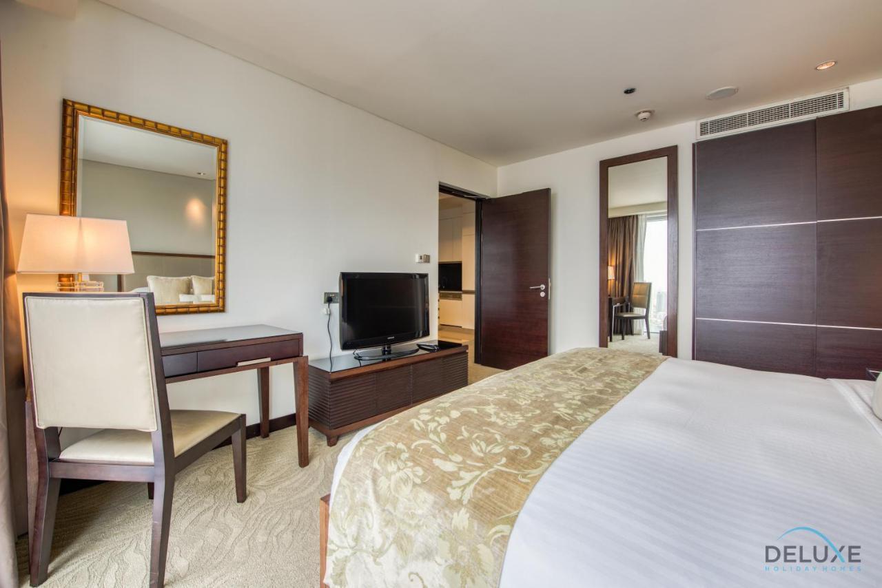 Marina Gem With Overlooking Canal Views 1br Next To Mall, The Address Residences, Marina By Deluxe Homes Apartment Dubai
