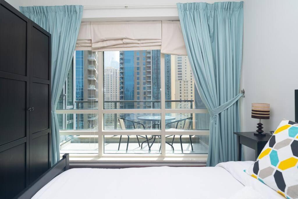 Daire Rh- Bright & Spacious 1br In Al Sahab Tower, Marina *