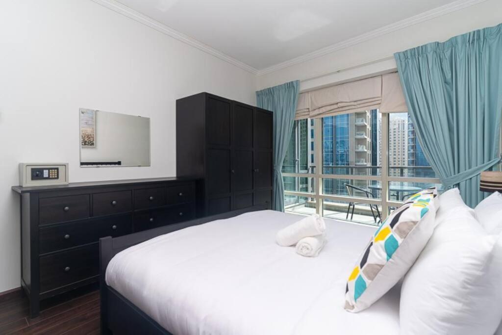 Rh- Bright & Spacious 1br In Al Sahab Tower, Marina * Dubai