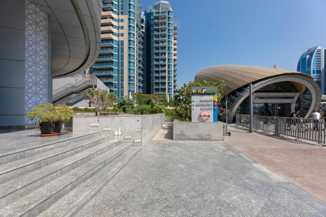 Marina - 5 Bedroom, Feel, Great Amenities Apartment *