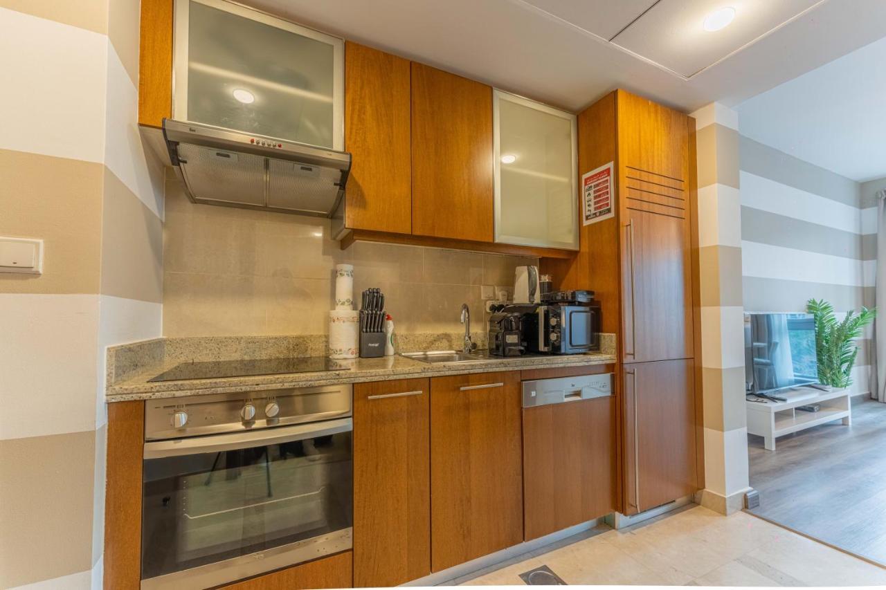 Daire First Class Studio With Downtown Boulevard View Dubai