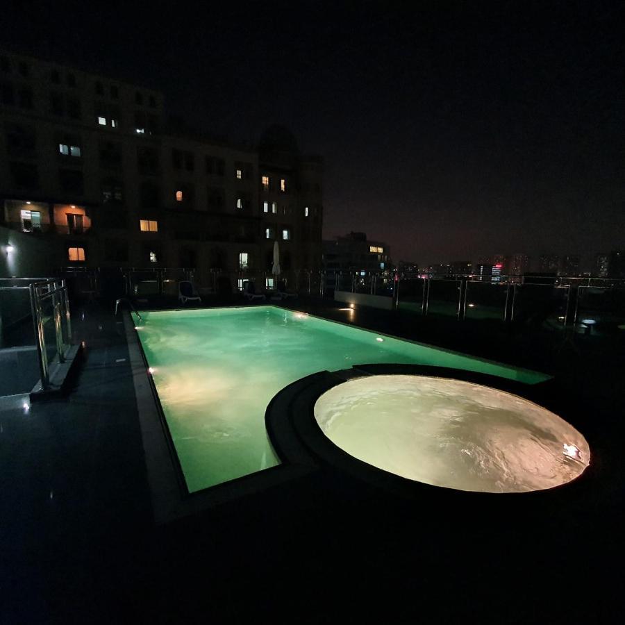 Luxury A Short Drive Away From Downtown Daire *
