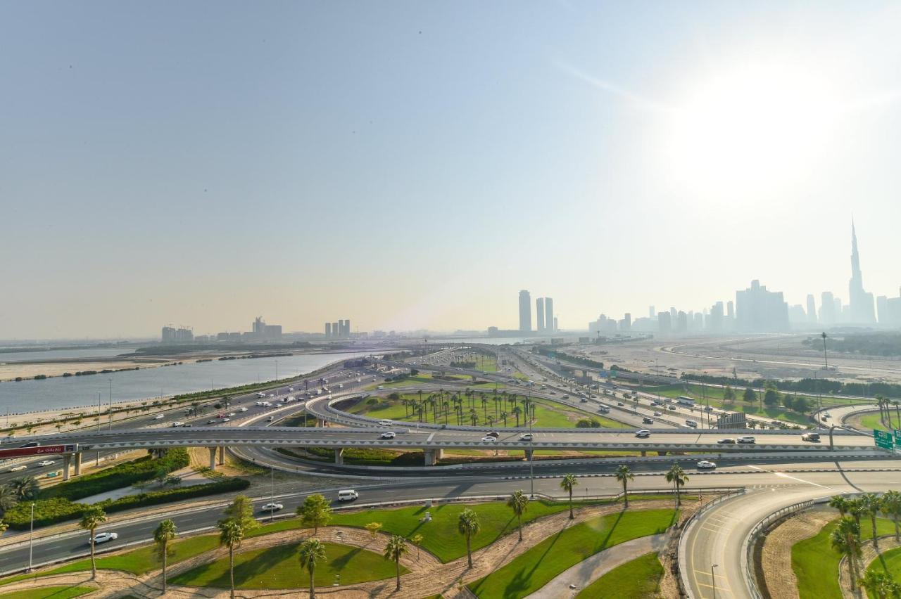 Luxury Escapes - Brand New With View - Azizi Farhad Jaddaf Dubai