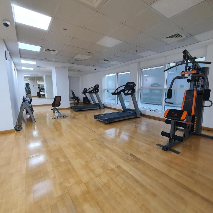 Luxury A Short Drive Away From Downtown Daire