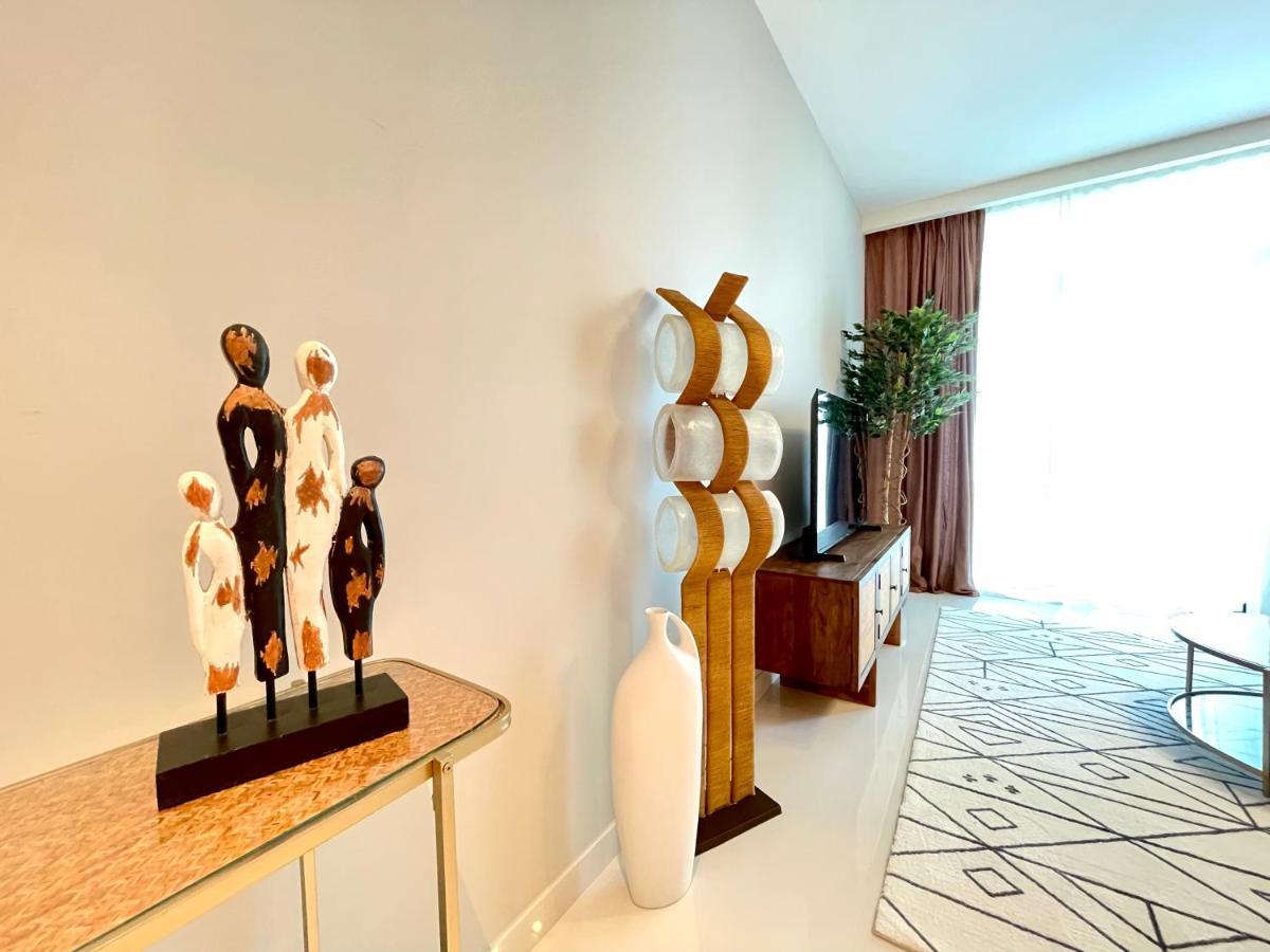 Dar Vacation - Luxury White & Badge 1bdr Palm View Apartamento *