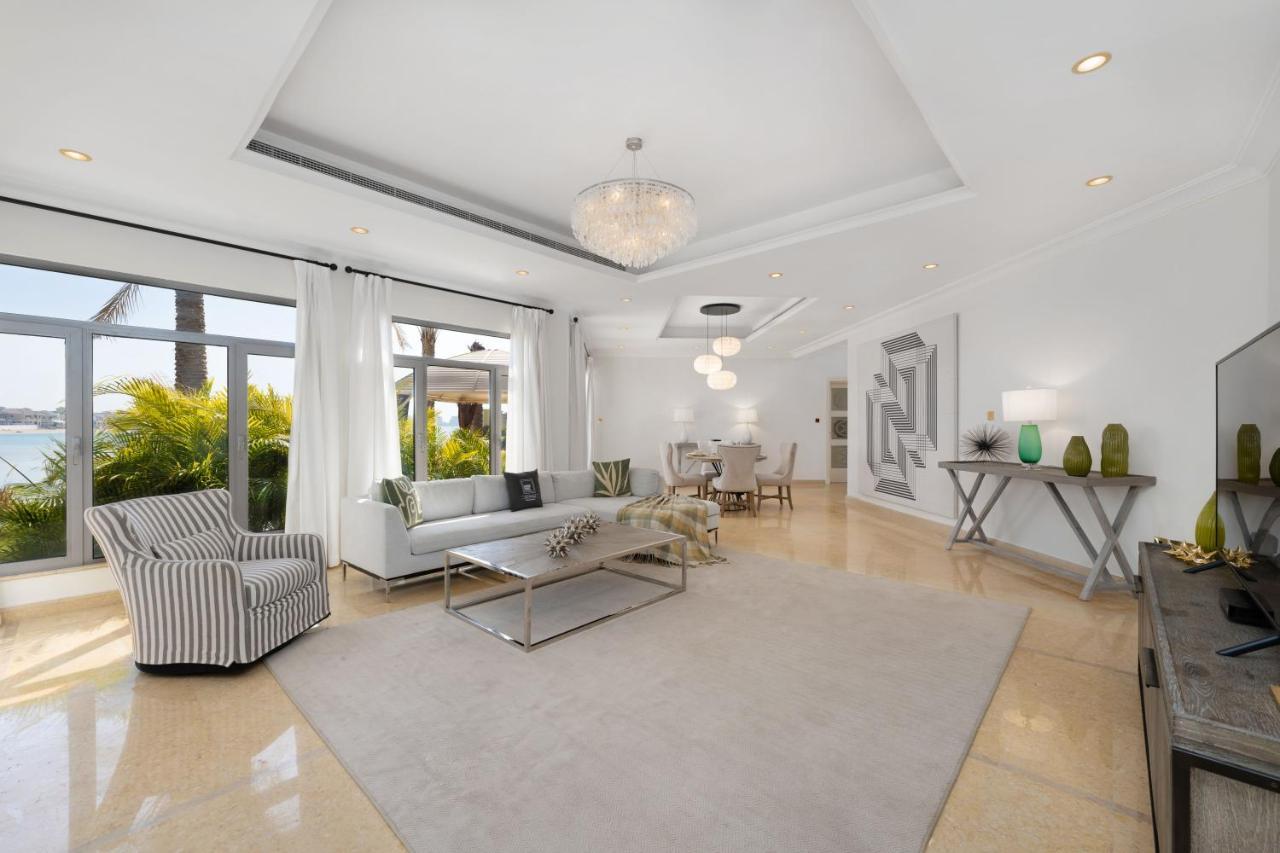 Maison Privee - Exclusive With Private Pool, Garden & Villa *