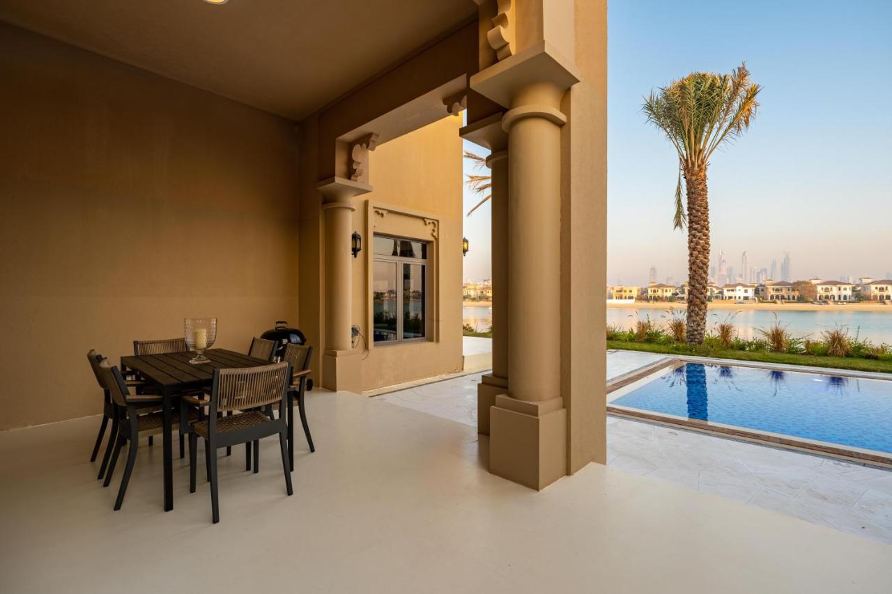 Maison Privee - Exclusive With Private Pool, Garden & Villa Dubai