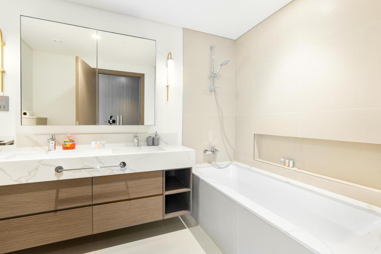 Vacay Lettings - Getaway Creek Harbour Apartment