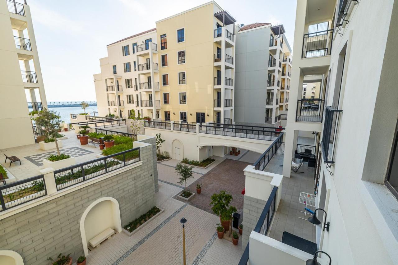With Partial Sea View In La Daire Dubai
